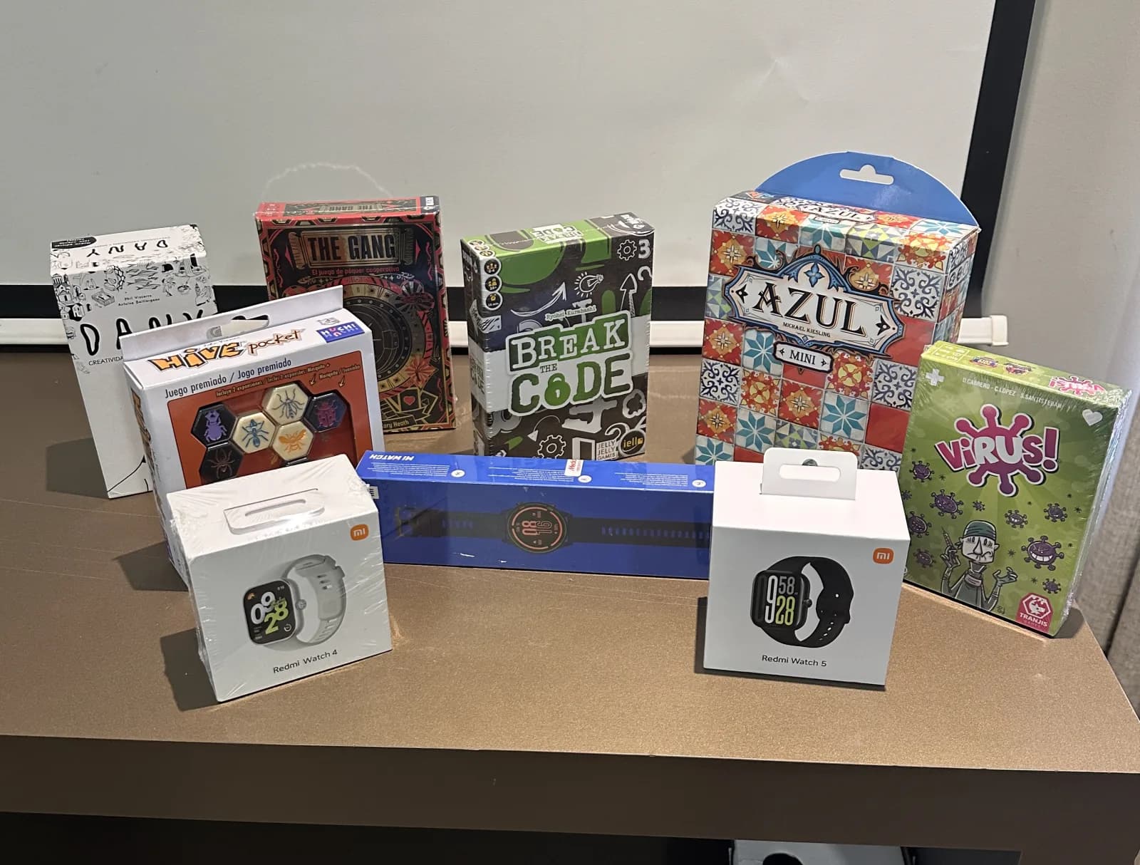 The prizes on the line: smartwatches and board games